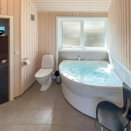 Cozy In Hvide Sande With Sauna *