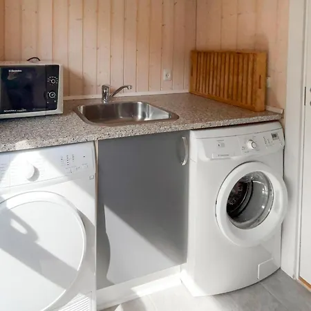 Cozy In Hvide Sande With Sauna بيت للعطل